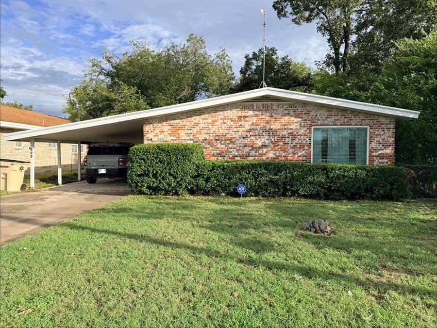 Property photo for 503 E Grand Avenue, Comanche, TX
