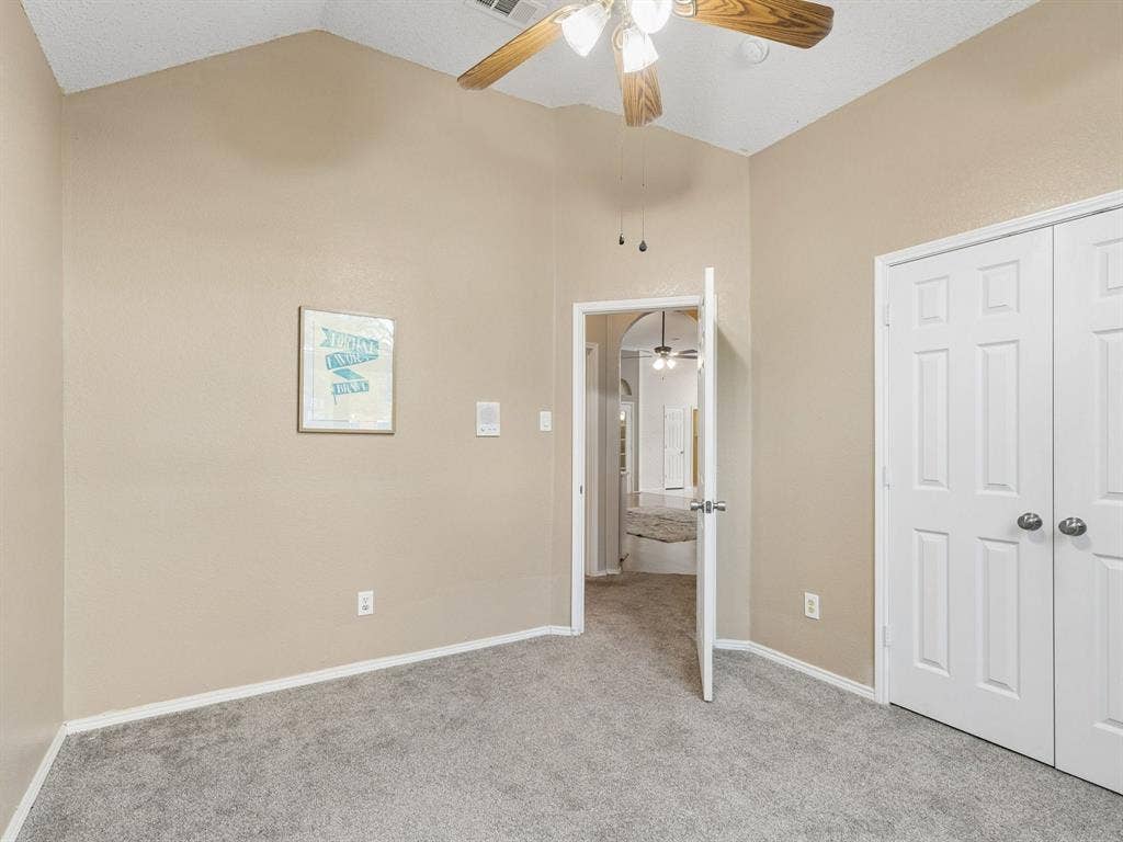 1008 E Grubb Drive, Mesquite, TX 75149 1008 E Grubb Drive, Mesquite, TX 75149