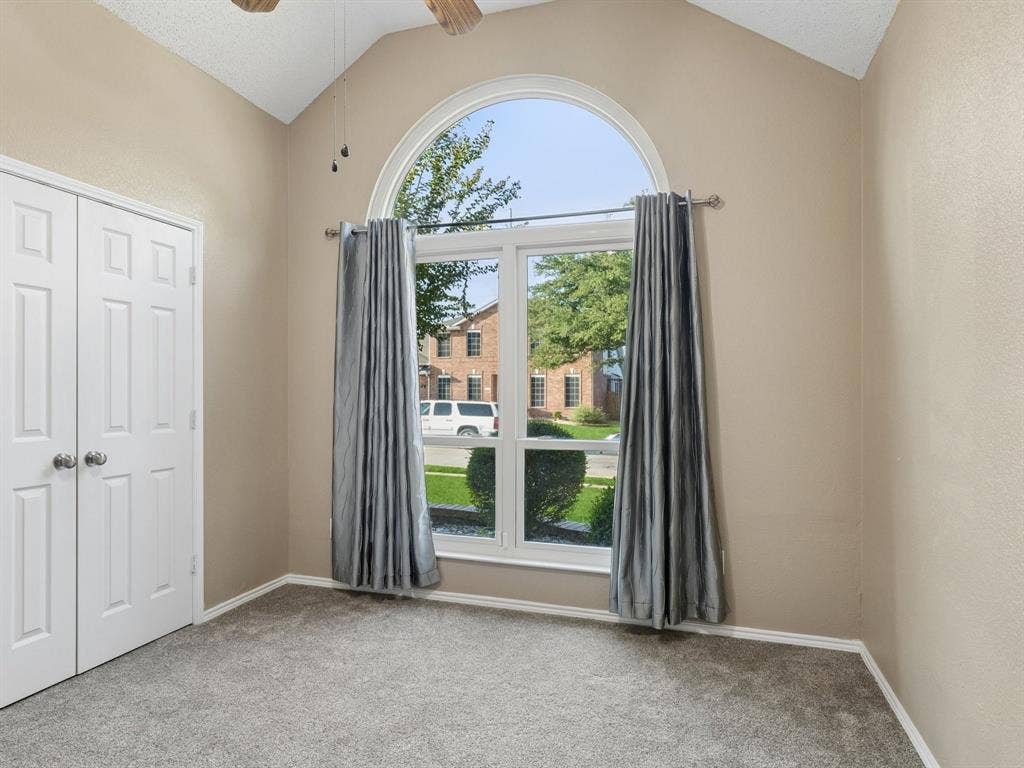 1008 E Grubb Drive, Mesquite, TX 75149 1008 E Grubb Drive, Mesquite, TX 75149