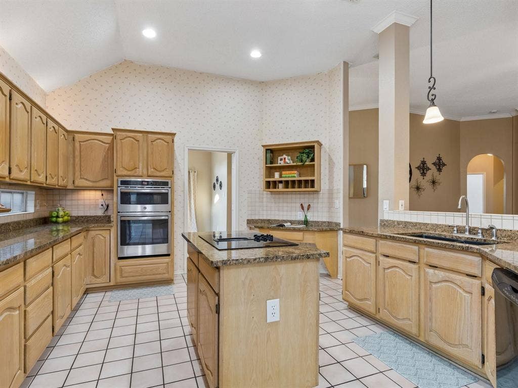 1008 E Grubb Drive, Mesquite, TX 75149 1008 E Grubb Drive, Mesquite, TX 75149