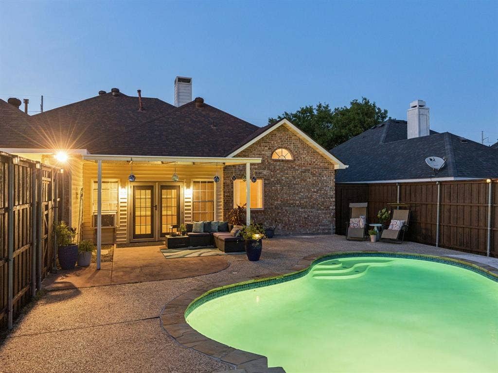 1008 E Grubb Drive, Mesquite, TX 75149 1008 E Grubb Drive, Mesquite, TX 75149