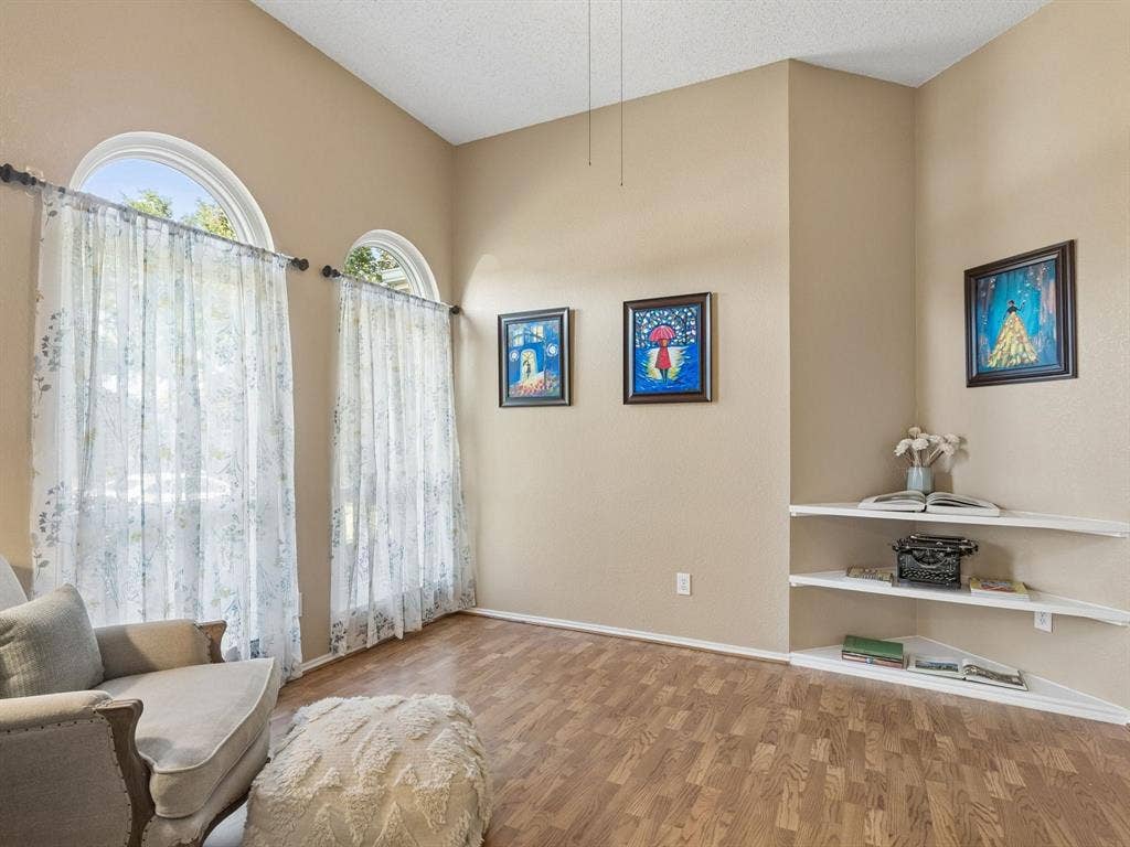1008 E Grubb Drive, Mesquite, TX 75149 1008 E Grubb Drive, Mesquite, TX 75149