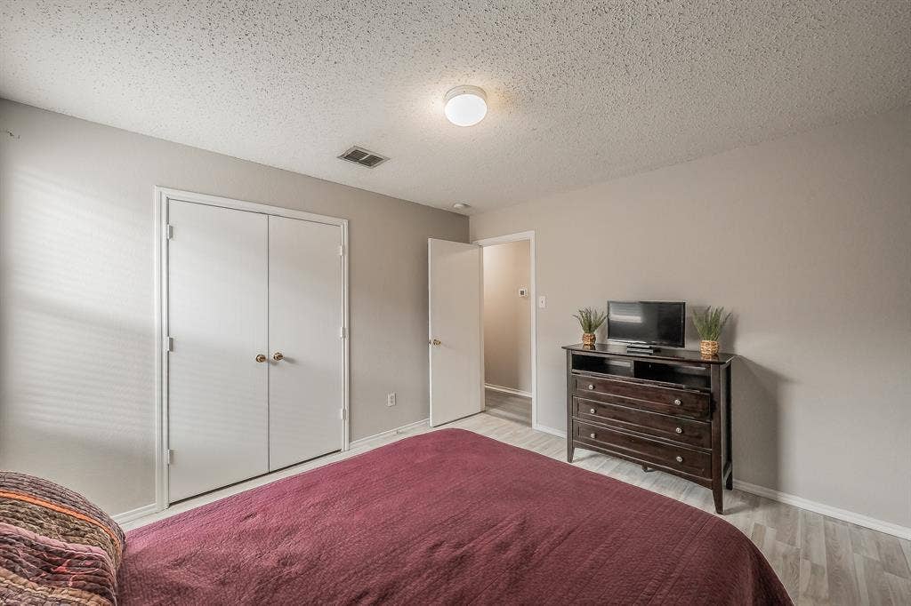 1016 Stone Chapel Way, Fort Worth, TX 76179