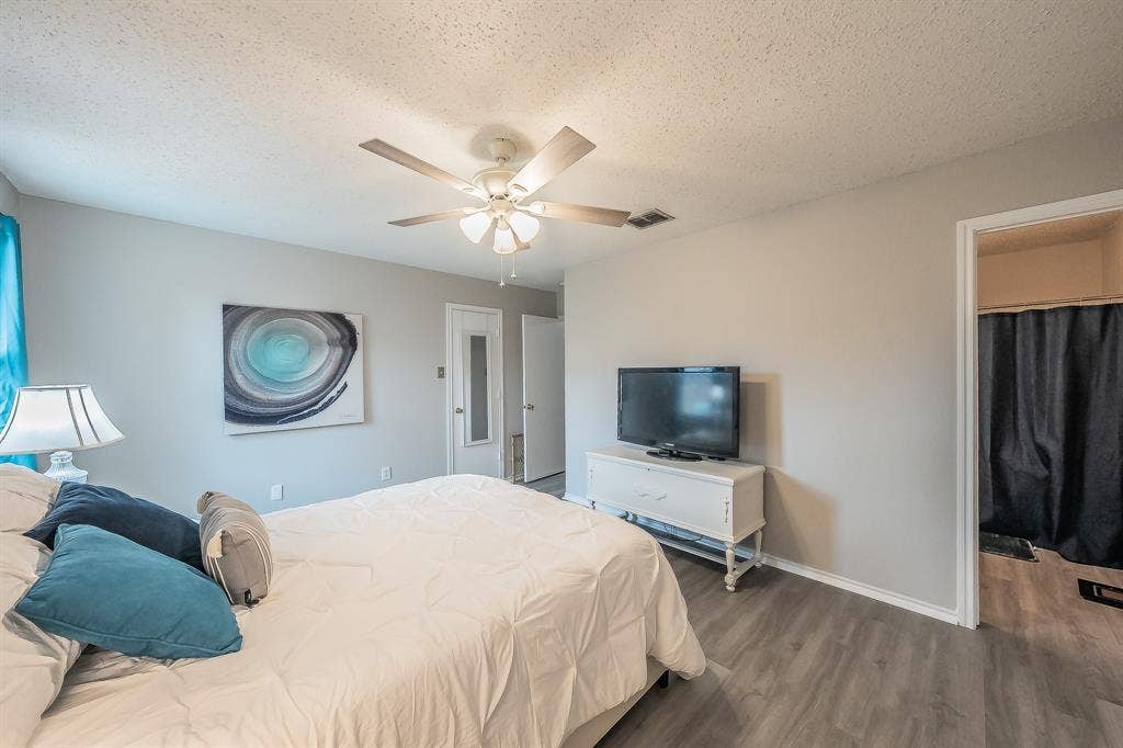 1016 Stone Chapel Way, Fort Worth, TX 76179
