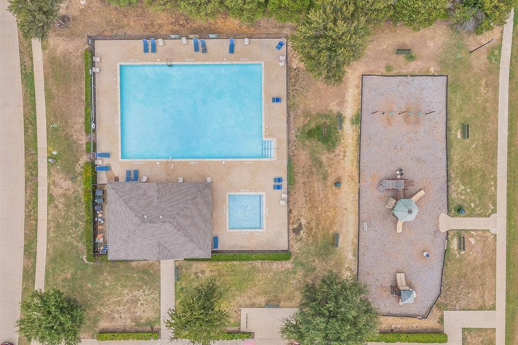 1016 Stone Chapel Way, Fort Worth, TX 76179