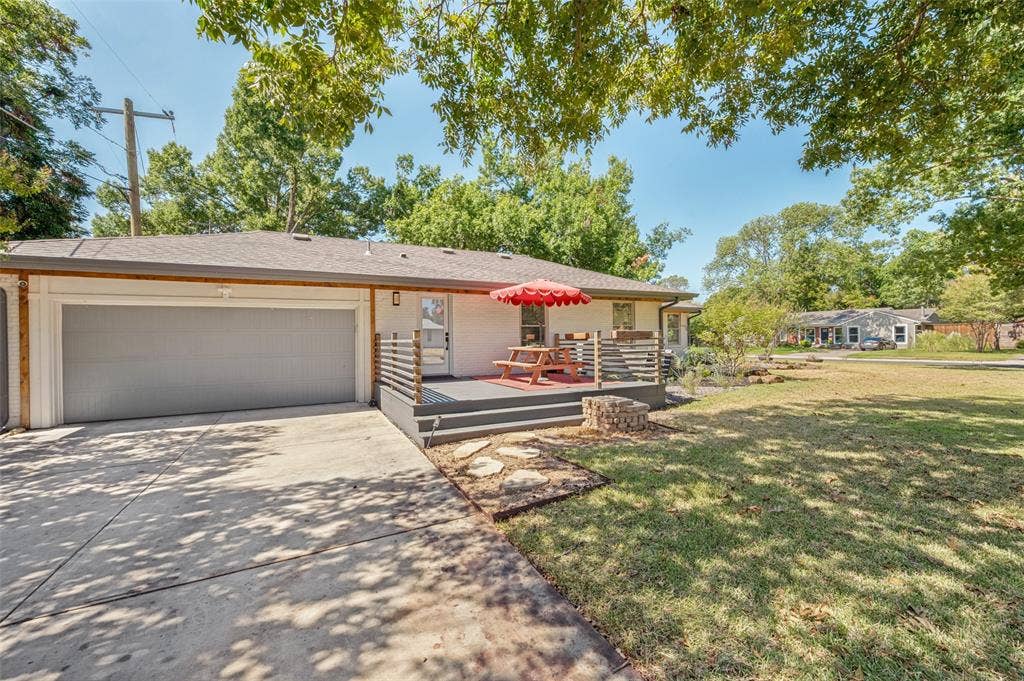 9922 Kilarney Drive, Dallas, TX 75218 9922 Kilarney Drive, Dallas, TX 75218