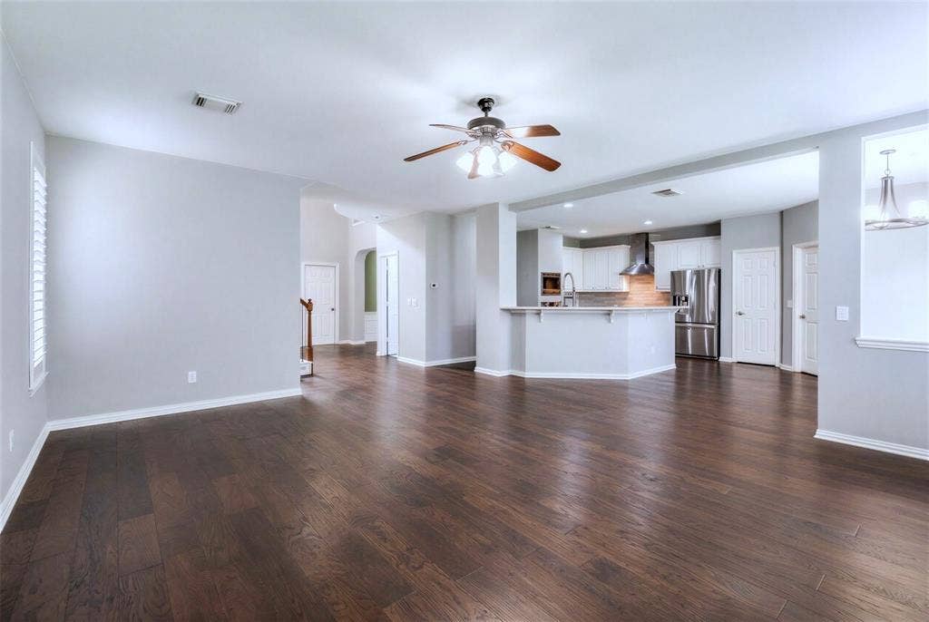 18747 Gibbons Drive, Dallas, TX 75287 18747 Gibbons Drive, Dallas, TX 75287