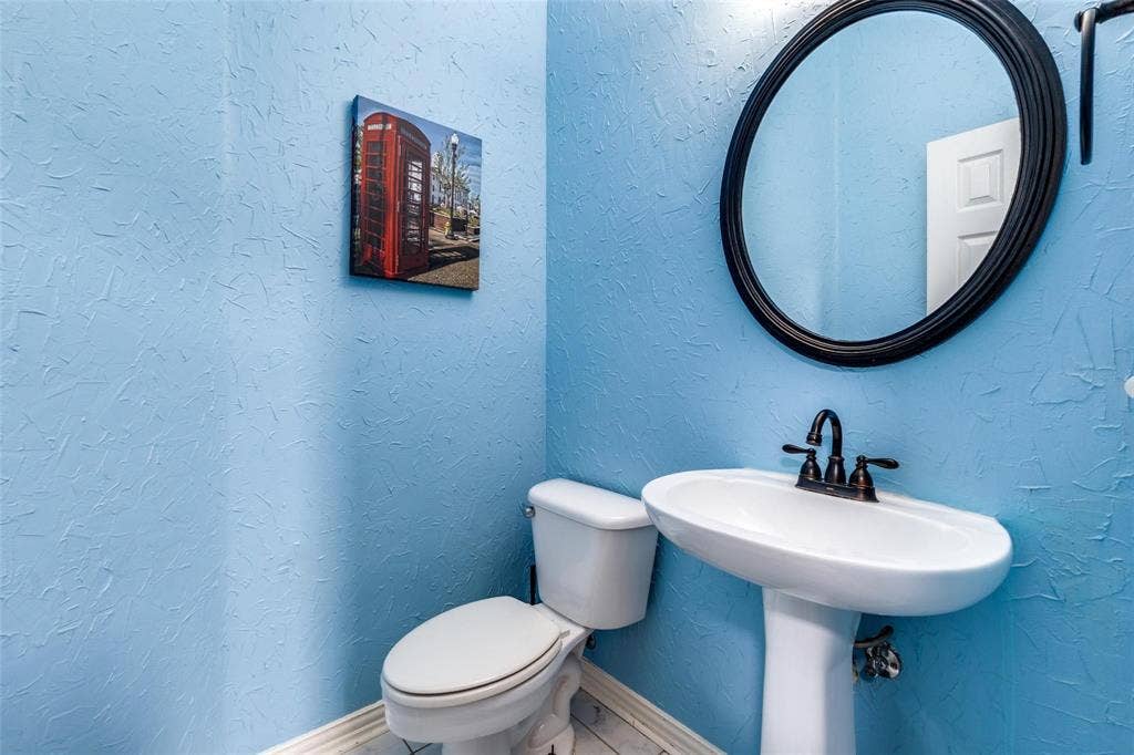 18747 Gibbons Drive, Dallas, TX 75287 18747 Gibbons Drive, Dallas, TX 75287