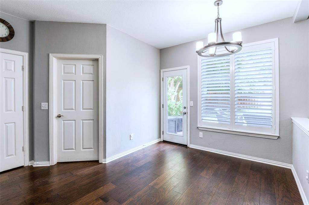 18747 Gibbons Drive, Dallas, TX 75287 18747 Gibbons Drive, Dallas, TX 75287