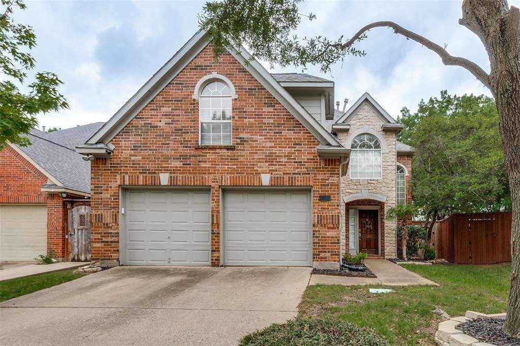 18747 Gibbons Drive, Dallas, TX 75287 18747 Gibbons Drive, Dallas, TX 75287