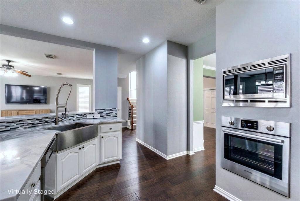 18747 Gibbons Drive, Dallas, TX 75287 18747 Gibbons Drive, Dallas, TX 75287