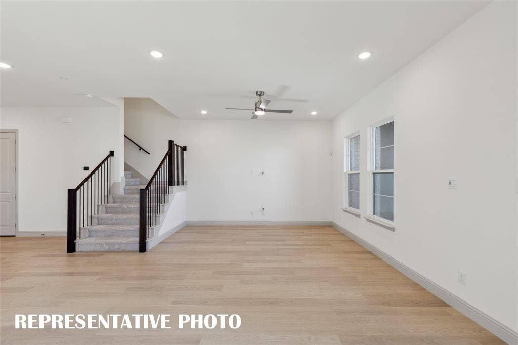 1401 Rooted Road, Frisco, TX 75033 Our end unit Wyatt floor plan offers outstanding living spaces that the entire family will enjoy! REPRESENTATIVE PHOTO