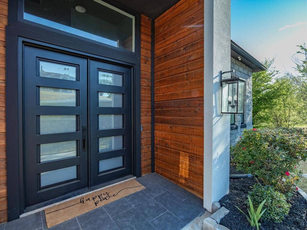 Entrance to property