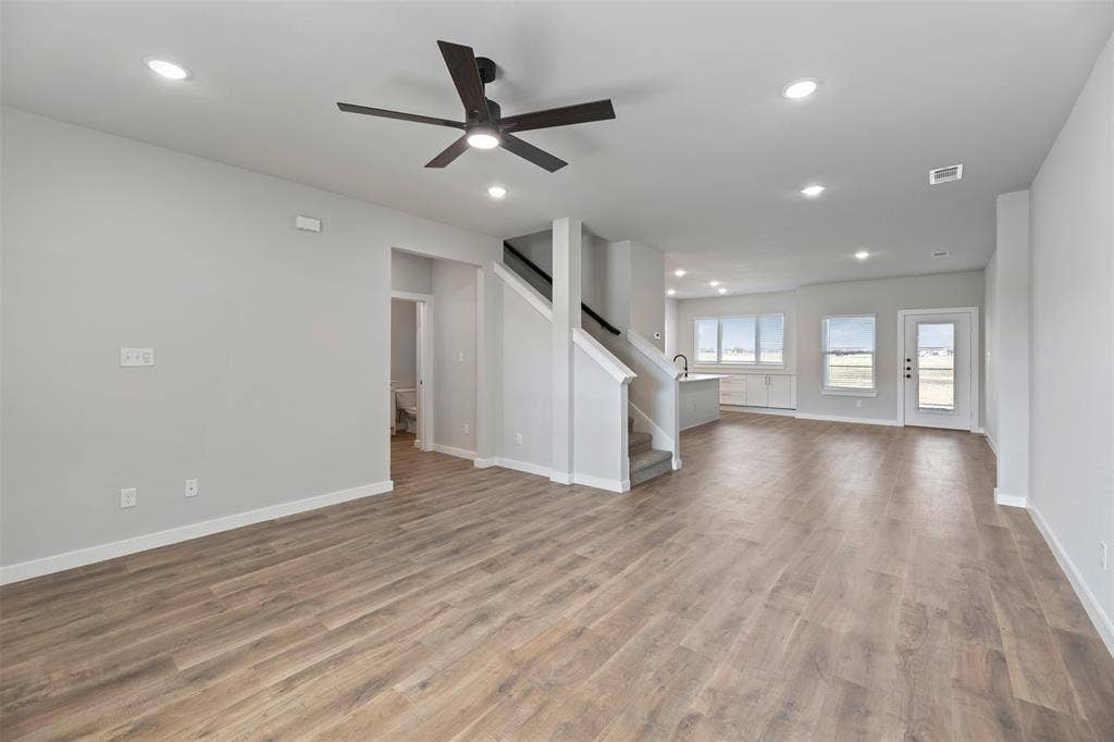 4060 LeCroy Court, Midlothian, TX 76065 4060 LeCroy Court, Midlothian, TX 76065