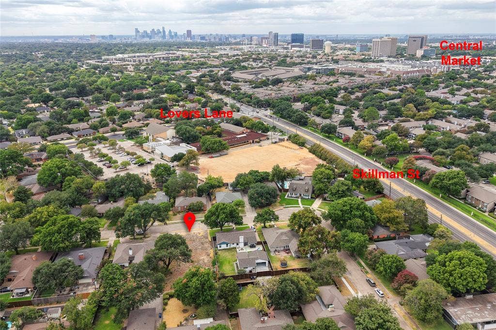 6115 Town Hill Lane, Dallas, TX 75214 6115 Town Hill Lane, Dallas, TX 75214