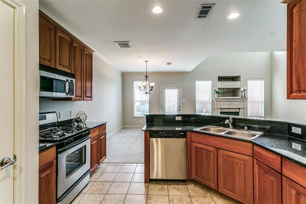 603 Rosemead Drive, Euless, TX 76039 603 Rosemead Drive, Euless, TX 76039