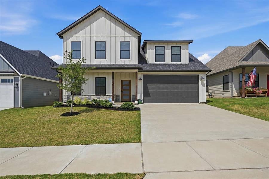 Property photo for 4922 Dry Creek Road, Sherman, TX