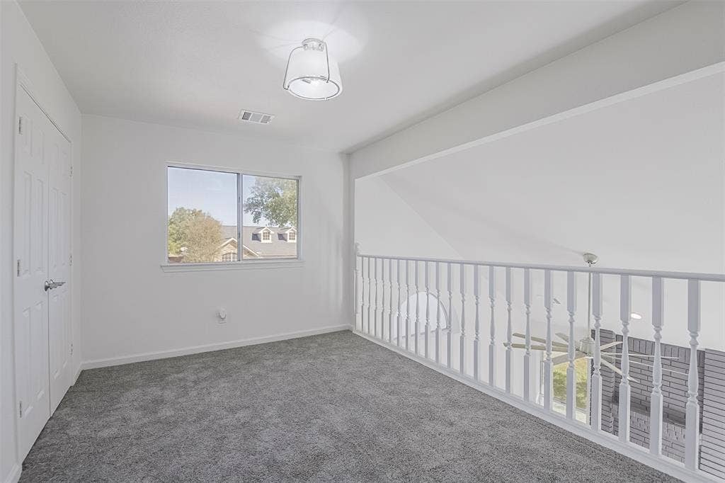 5914 Beacon Drive, Rowlett, TX 75089 5914 Beacon Drive, Rowlett, TX 75089