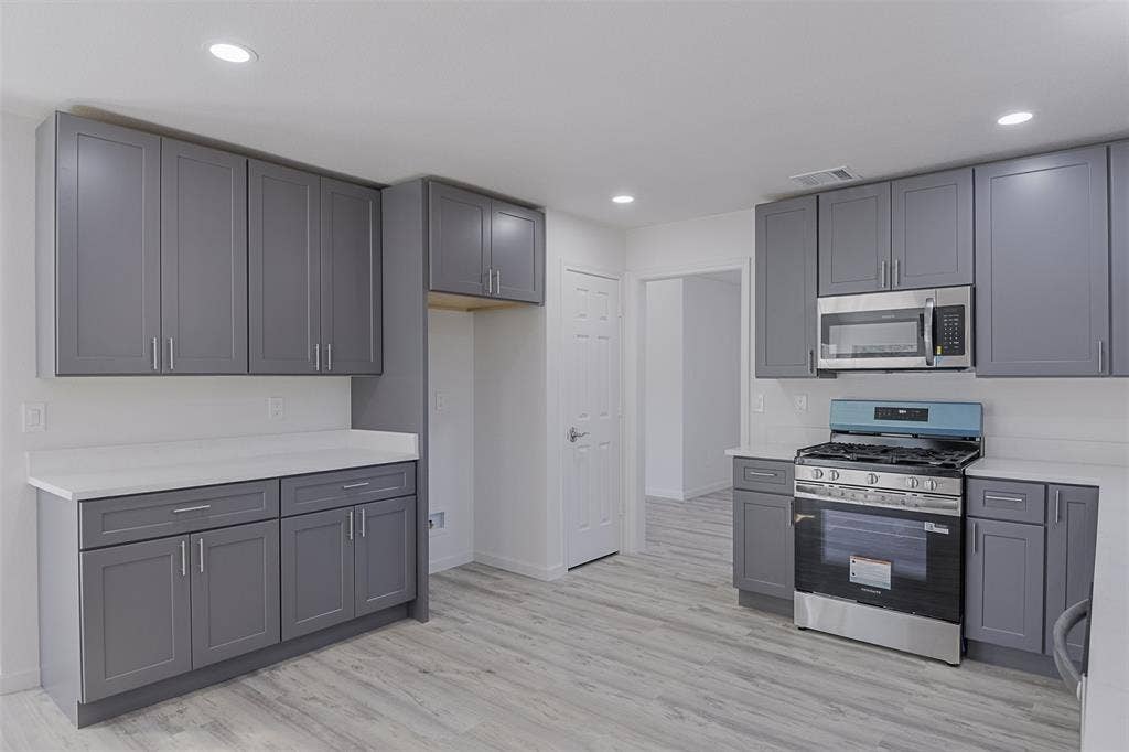 5914 Beacon Drive, Rowlett, TX 75089 5914 Beacon Drive, Rowlett, TX 75089