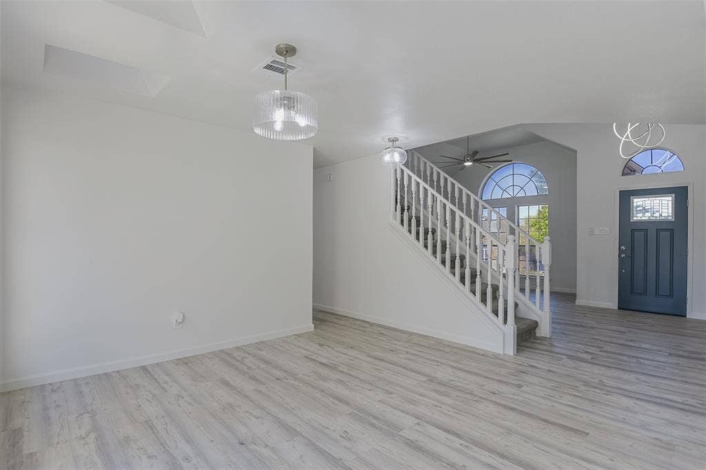5914 Beacon Drive, Rowlett, TX 75089 5914 Beacon Drive, Rowlett, TX 75089