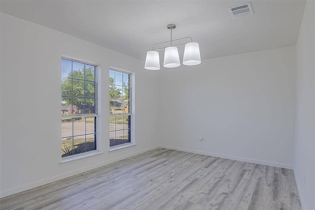 5914 Beacon Drive, Rowlett, TX 75089 5914 Beacon Drive, Rowlett, TX 75089