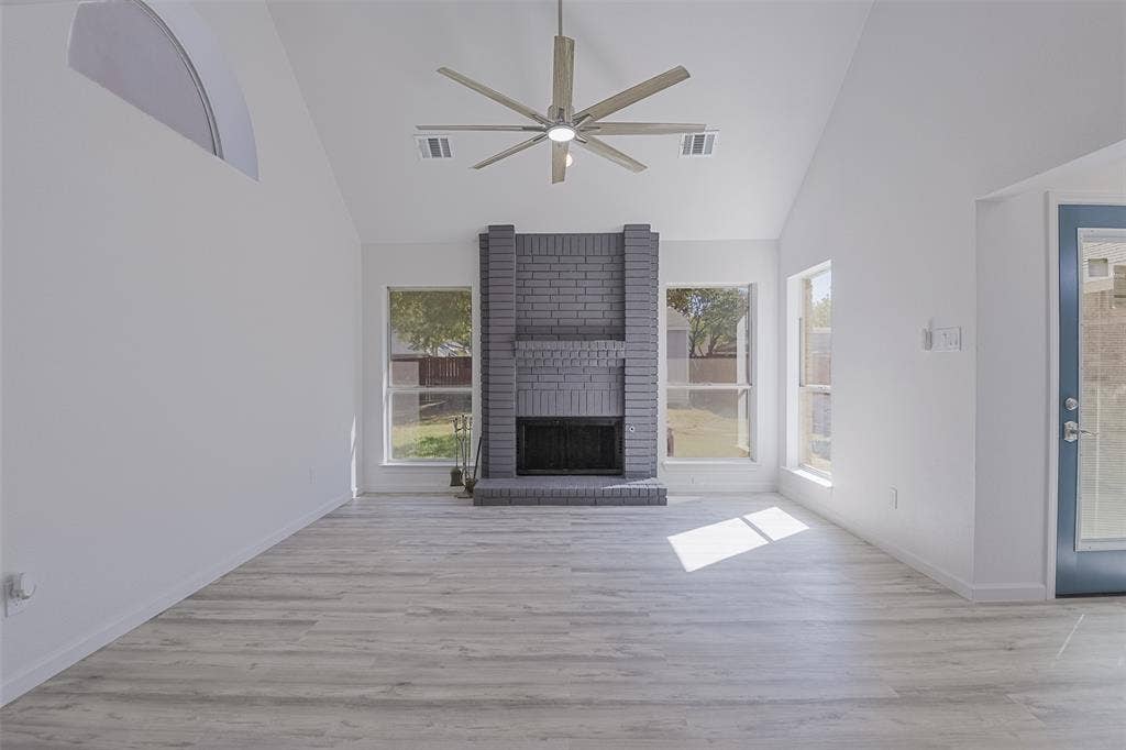 5914 Beacon Drive, Rowlett, TX 75089 5914 Beacon Drive, Rowlett, TX 75089