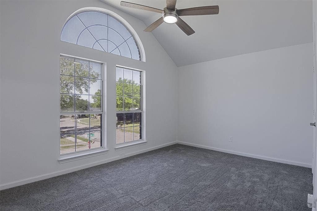 5914 Beacon Drive, Rowlett, TX 75089 5914 Beacon Drive, Rowlett, TX 75089