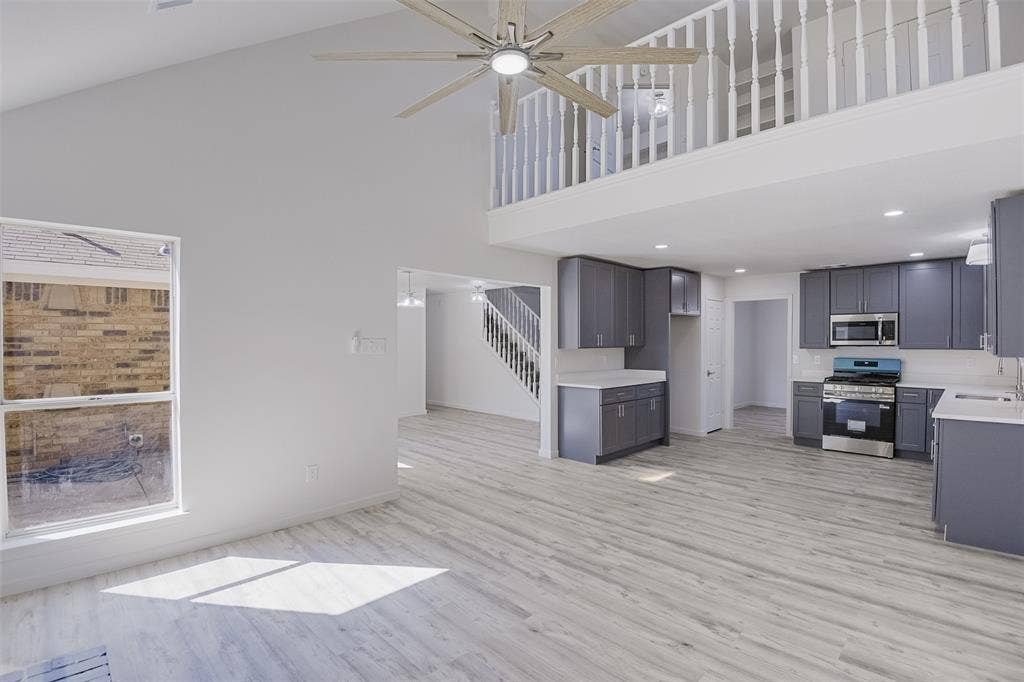 5914 Beacon Drive, Rowlett, TX 75089 5914 Beacon Drive, Rowlett, TX 75089