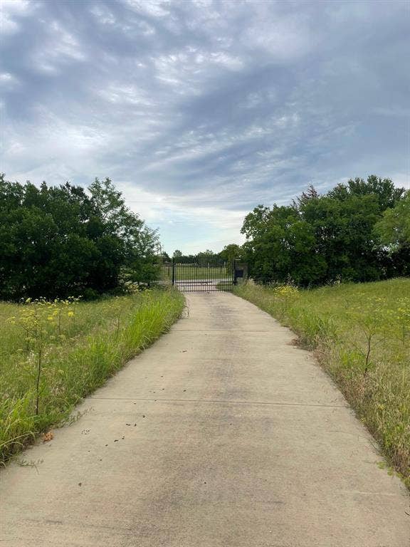 1294 Boyce Road, Waxahachie, TX 75165 1294 Boyce Road, Waxahachie, TX 75165
