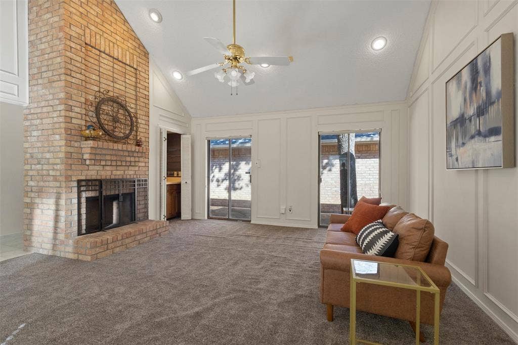 2108 Woodway Drive, Arlington, TX 76017 2108 Woodway Drive, Arlington, TX 76017