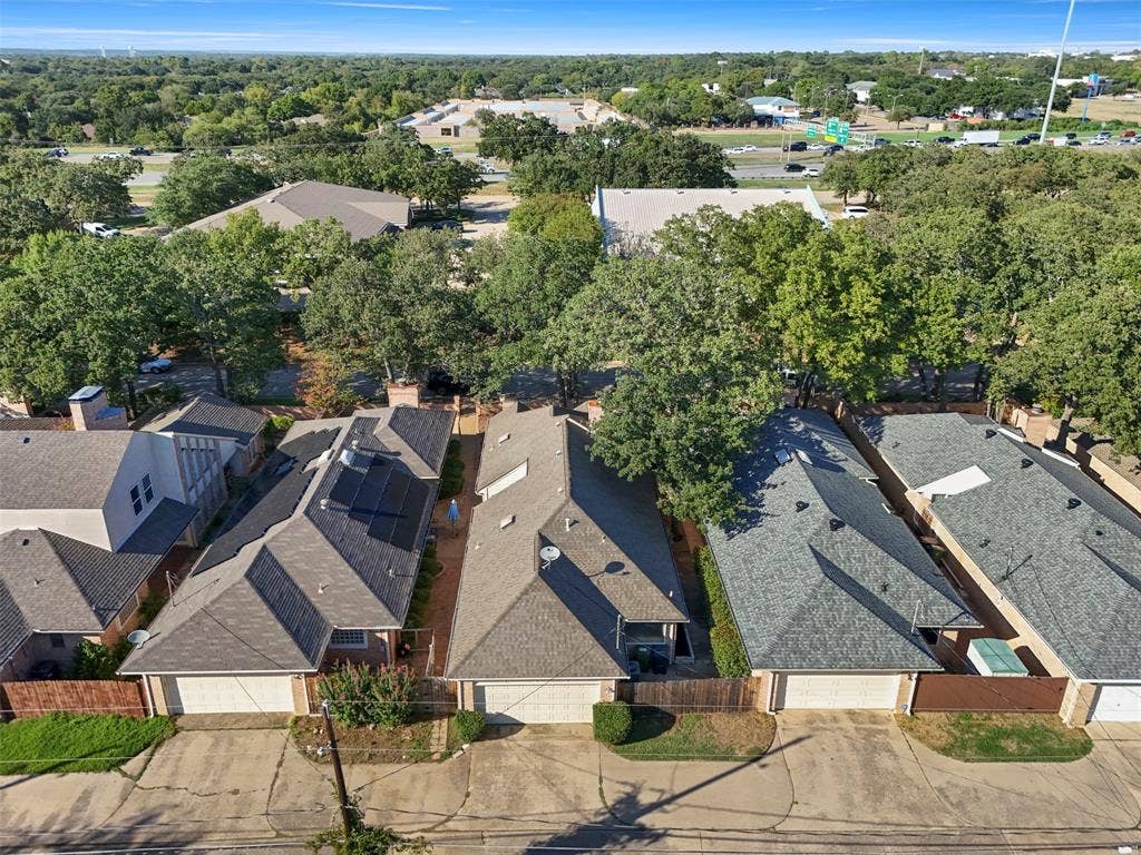 2108 Woodway Drive, Arlington, TX 76017 2108 Woodway Drive, Arlington, TX 76017