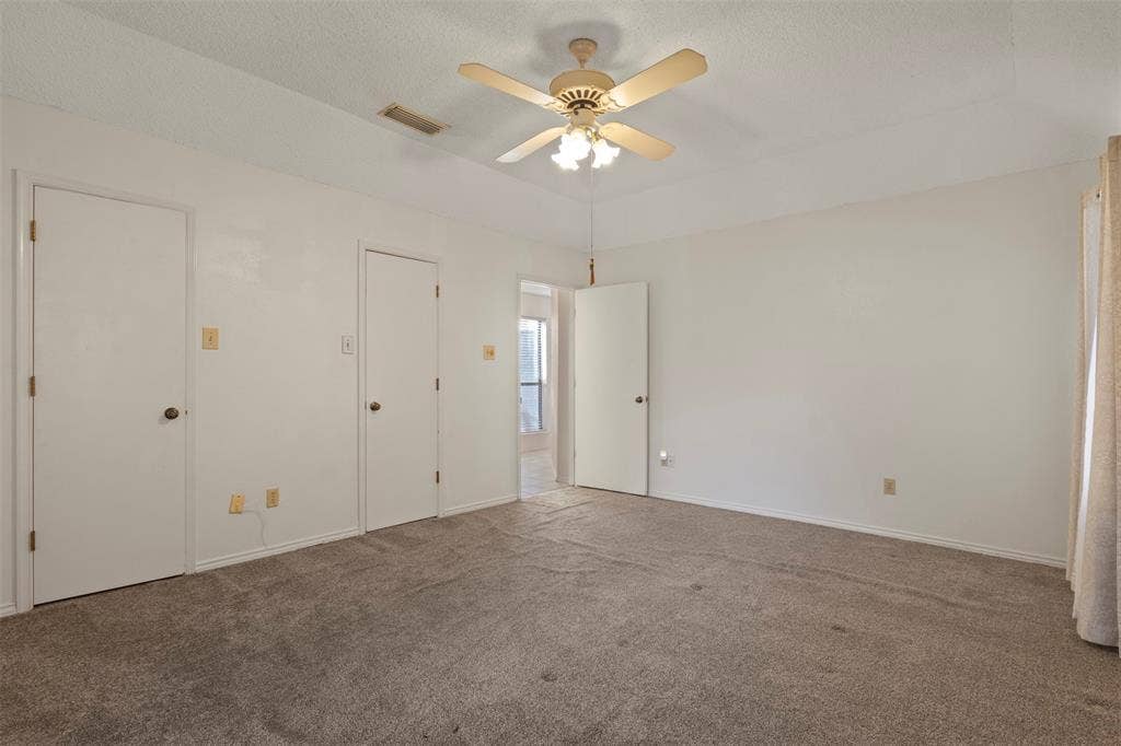 2108 Woodway Drive, Arlington, TX 76017 2108 Woodway Drive, Arlington, TX 76017
