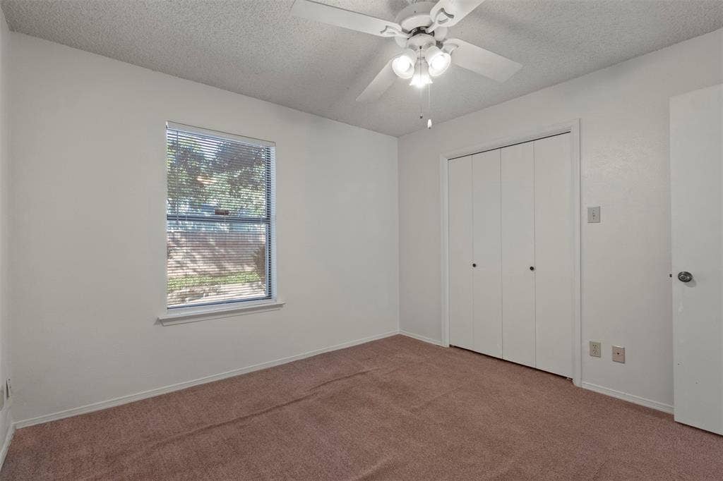 2108 Woodway Drive, Arlington, TX 76017 2108 Woodway Drive, Arlington, TX 76017