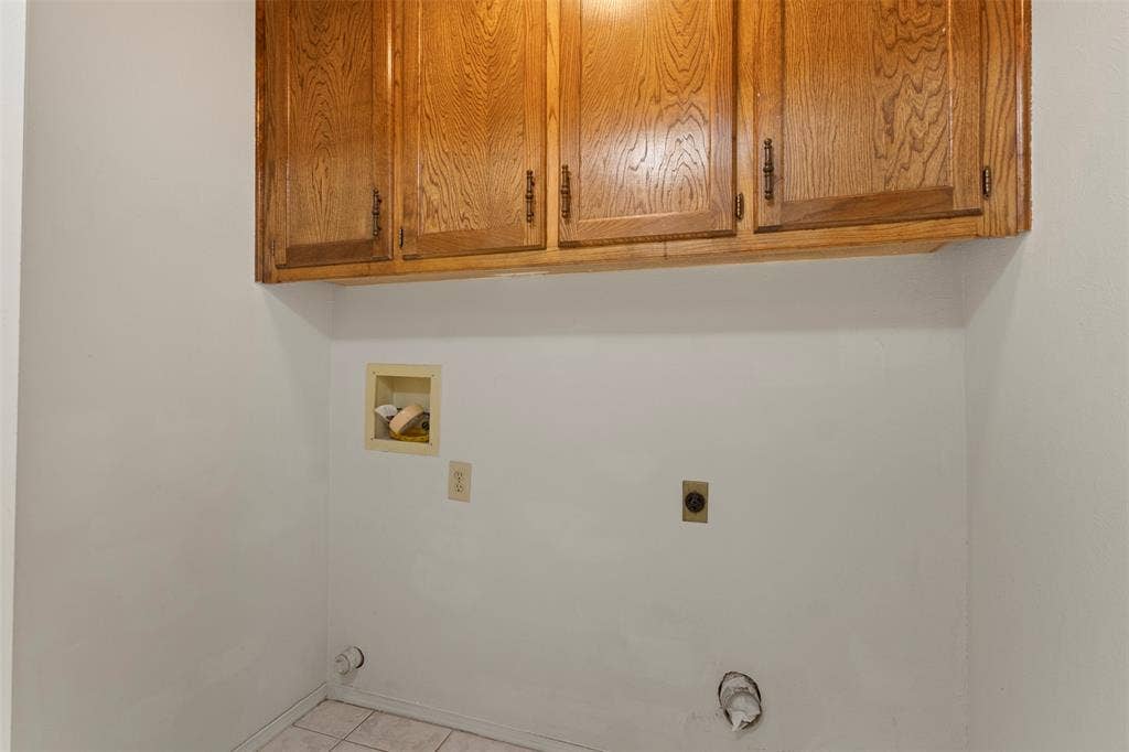 2108 Woodway Drive, Arlington, TX 76017 2108 Woodway Drive, Arlington, TX 76017