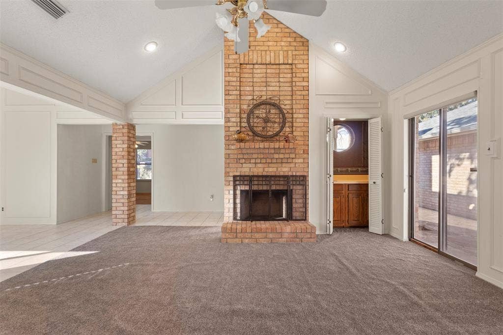 2108 Woodway Drive, Arlington, TX 76017 2108 Woodway Drive, Arlington, TX 76017