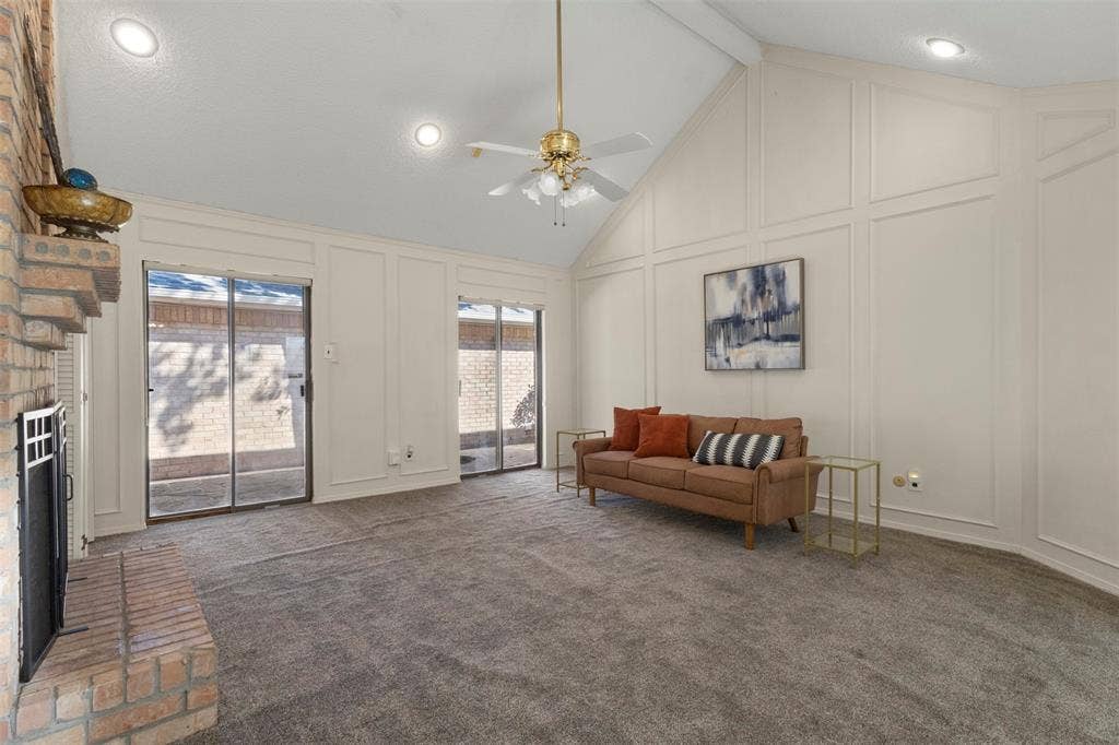 2108 Woodway Drive, Arlington, TX 76017 2108 Woodway Drive, Arlington, TX 76017
