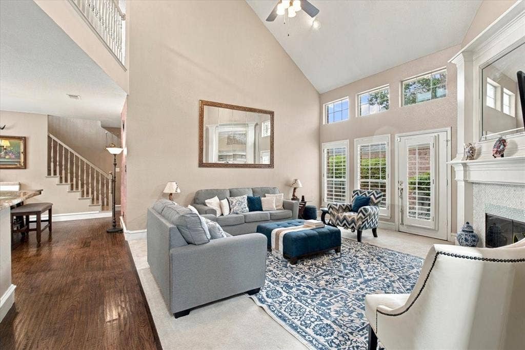 9205 Cedardale Drive, Plano, TX 75025 9205 Cedardale Drive, Plano, TX 75025
