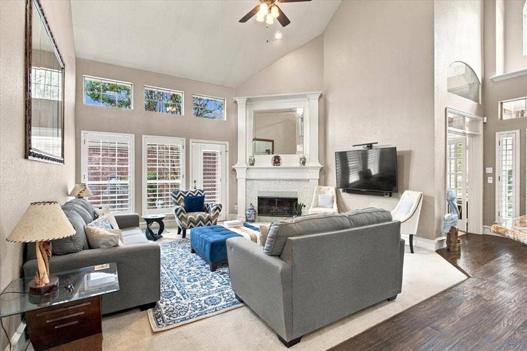 9205 Cedardale Drive, Plano, TX 75025 9205 Cedardale Drive, Plano, TX 75025