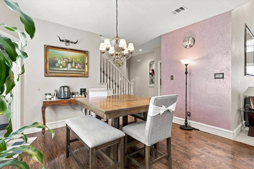 9205 Cedardale Drive, Plano, TX 75025 9205 Cedardale Drive, Plano, TX 75025