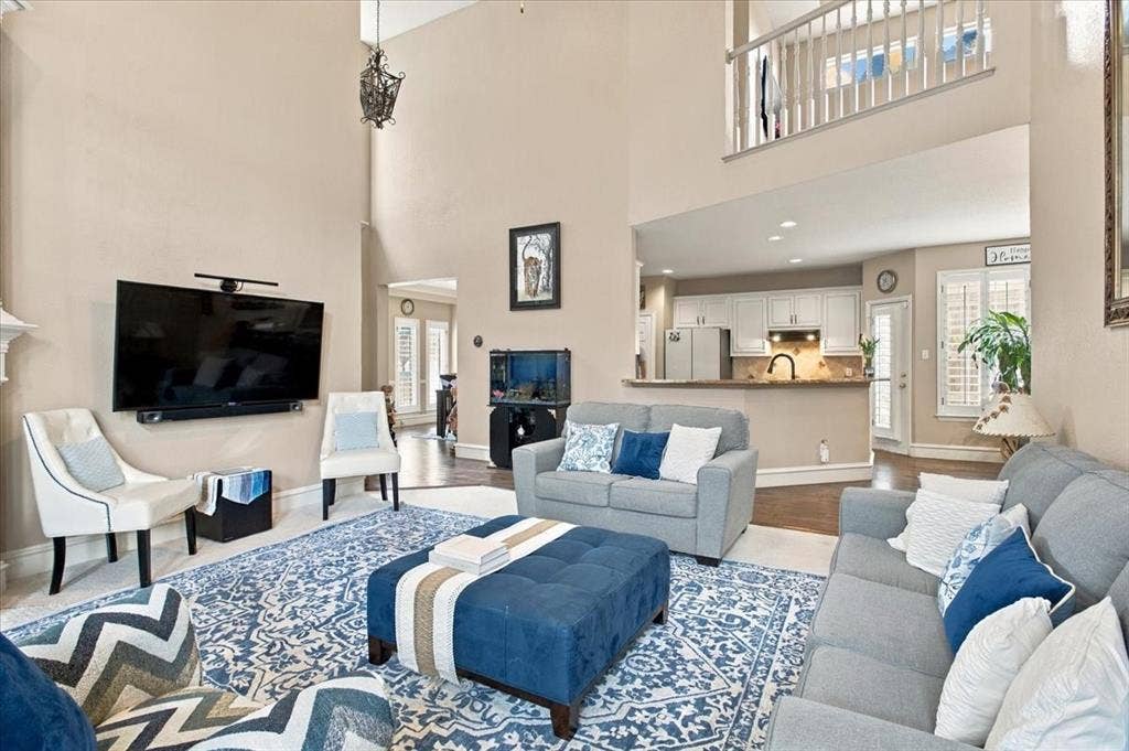 9205 Cedardale Drive, Plano, TX 75025 9205 Cedardale Drive, Plano, TX 75025