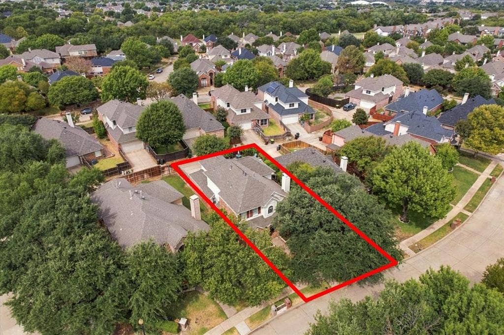 9205 Cedardale Drive, Plano, TX 75025 9205 Cedardale Drive, Plano, TX 75025