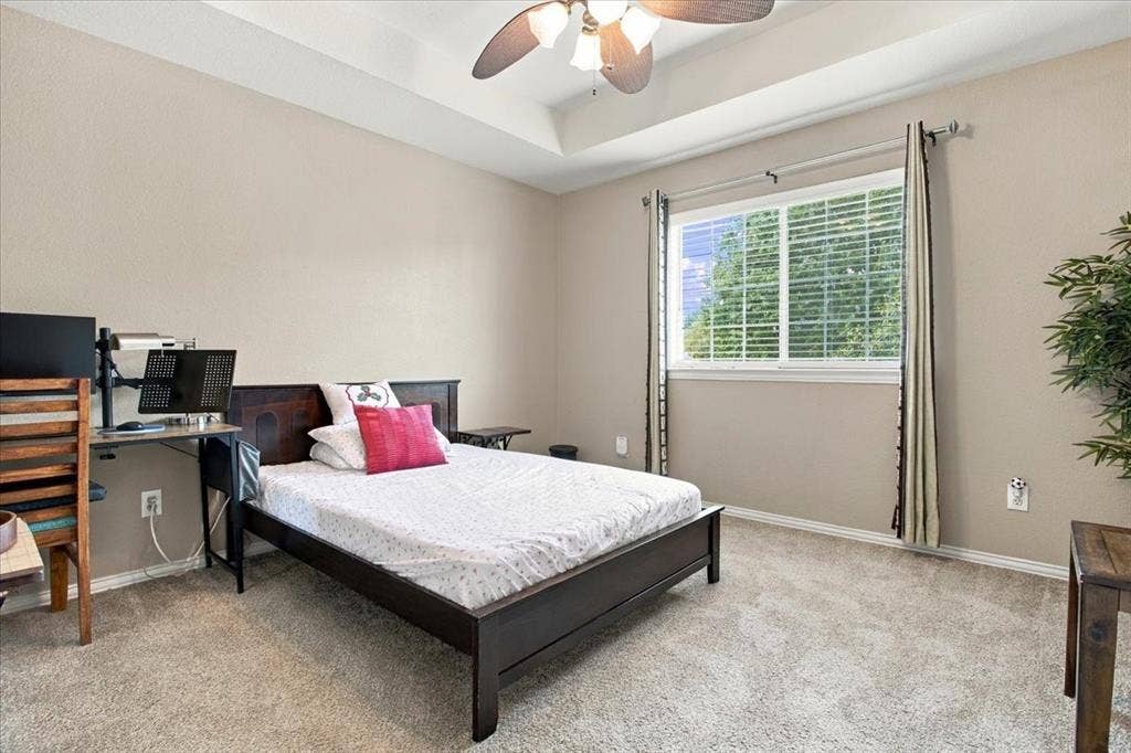 9205 Cedardale Drive, Plano, TX 75025 9205 Cedardale Drive, Plano, TX 75025