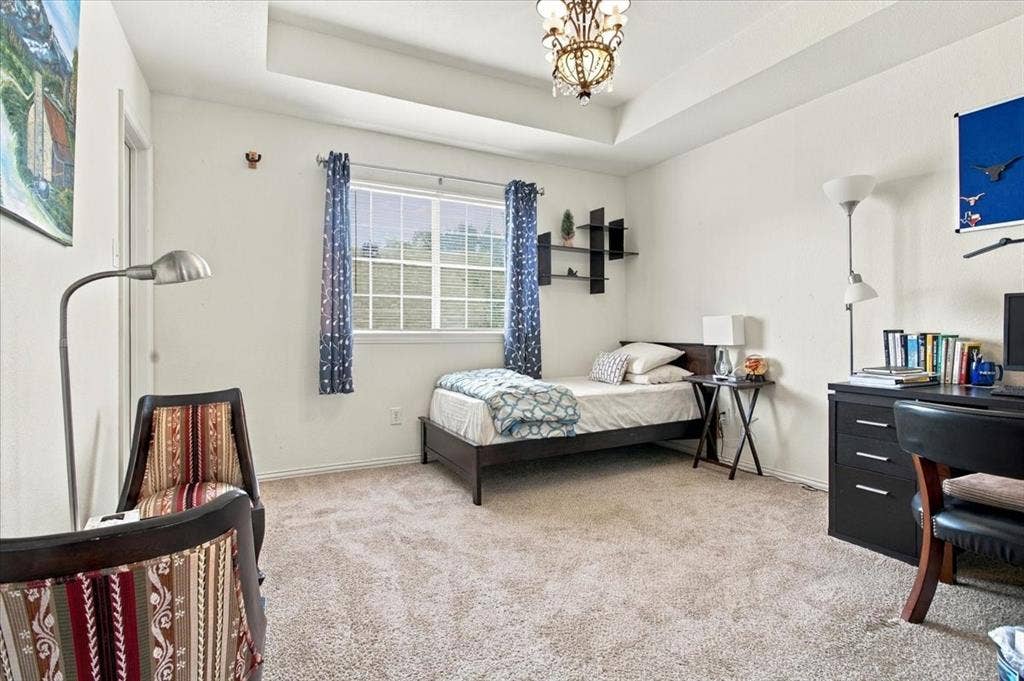 9205 Cedardale Drive, Plano, TX 75025 9205 Cedardale Drive, Plano, TX 75025