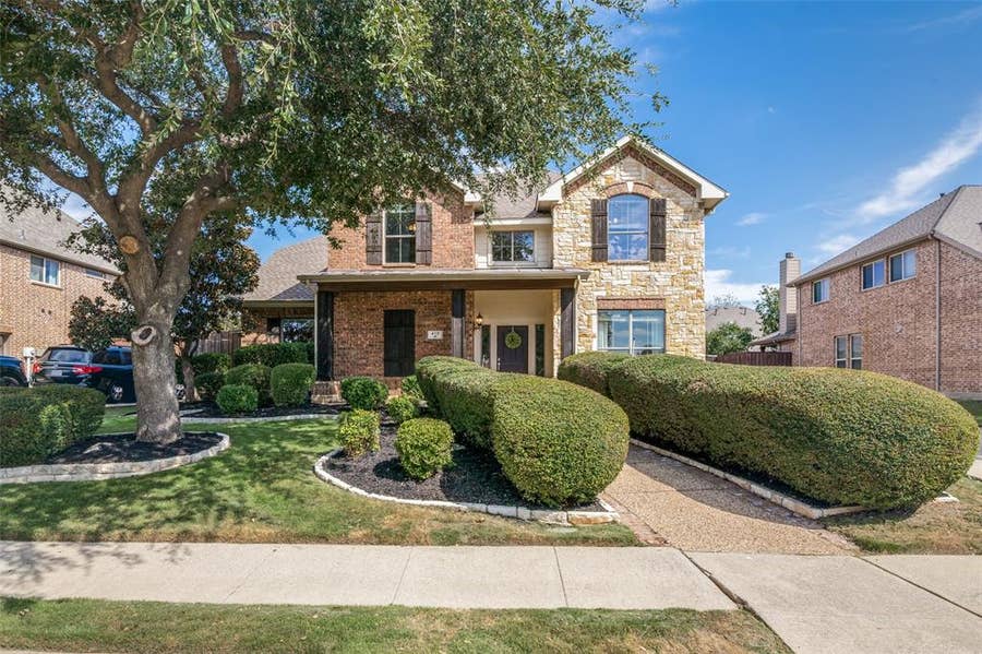 Property photo for 413 Royal Oak Drive, Murphy, TX