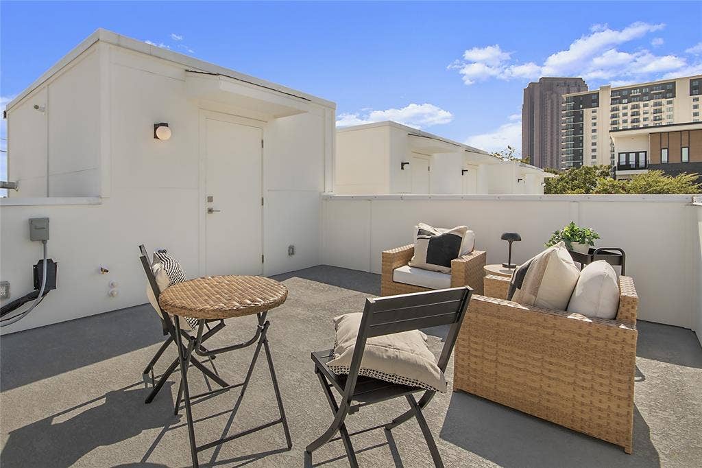 4420 Atoka Street, #104, Dallas, TX 75204 4420 Atoka Street, #104, Dallas, TX 75204