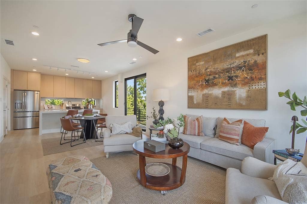 4420 Atoka Street, #104, Dallas, TX 75204 4420 Atoka Street, #104, Dallas, TX 75204