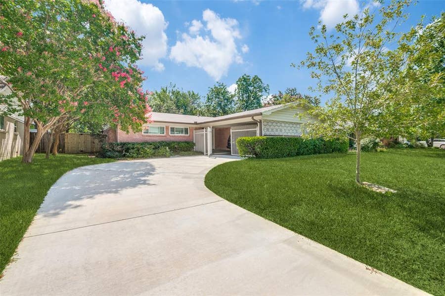 Property photo for 10722 Lathrop Drive, Dallas, TX