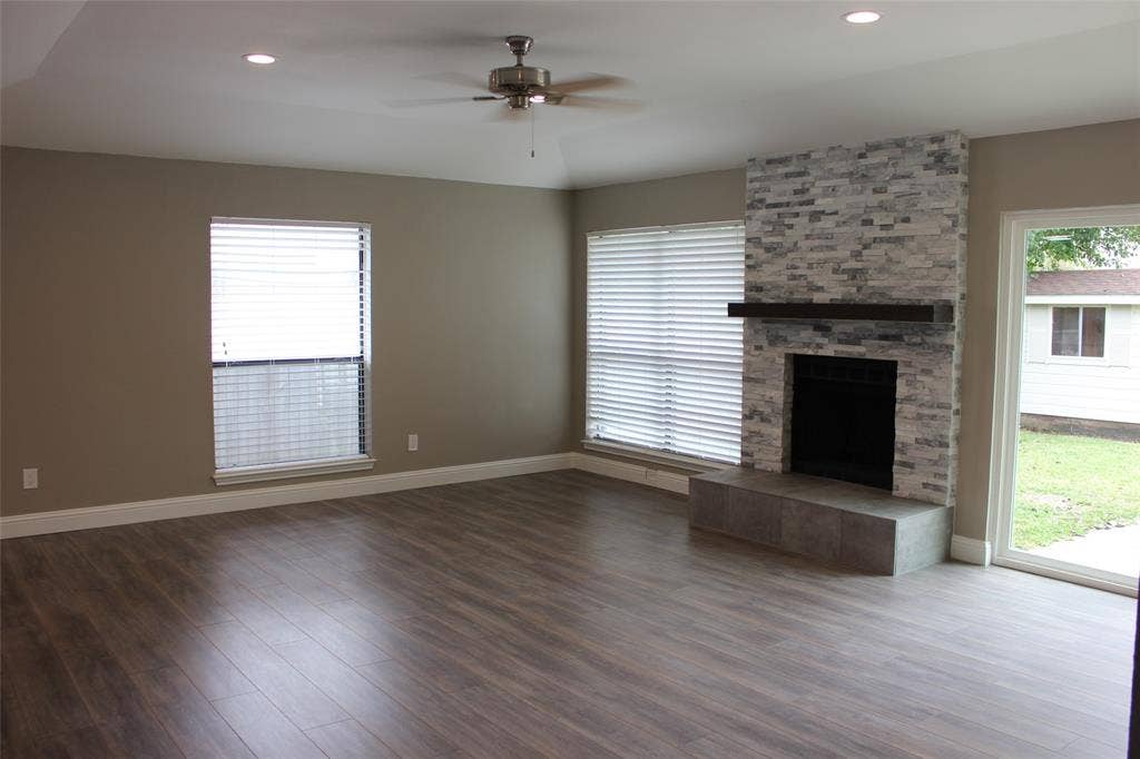 824 Shannon Drive, Plano, TX 75025 824 Shannon Drive, Plano, TX 75025