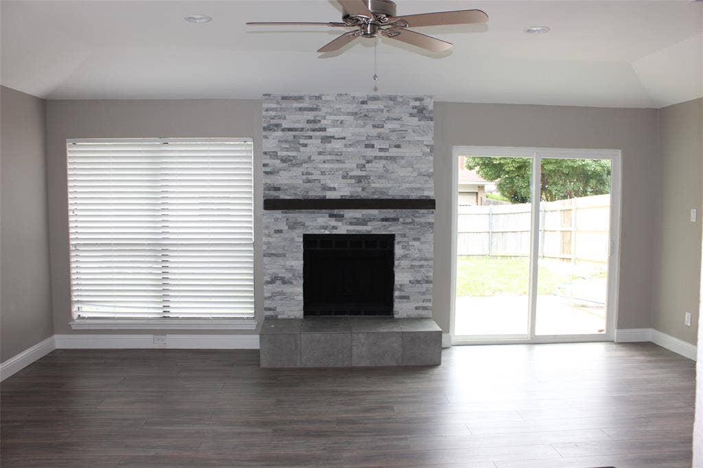 824 Shannon Drive, Plano, TX 75025 824 Shannon Drive, Plano, TX 75025