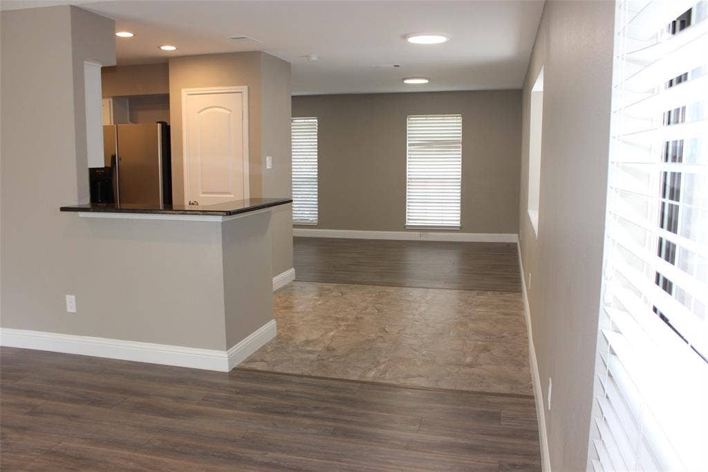 824 Shannon Drive, Plano, TX 75025 824 Shannon Drive, Plano, TX 75025